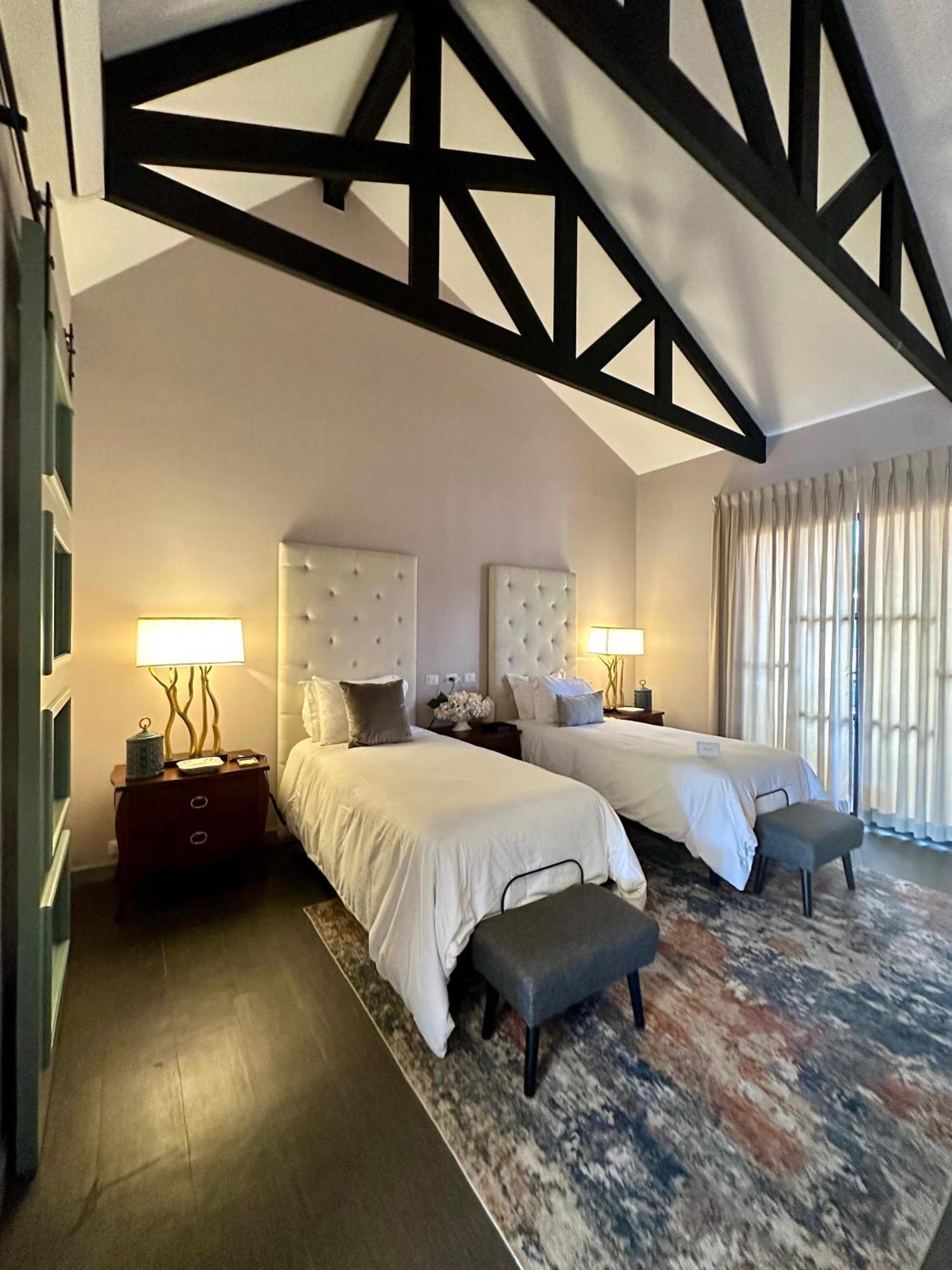 Boutique Hotel La Casona Valle de Angeles Bagian luar foto