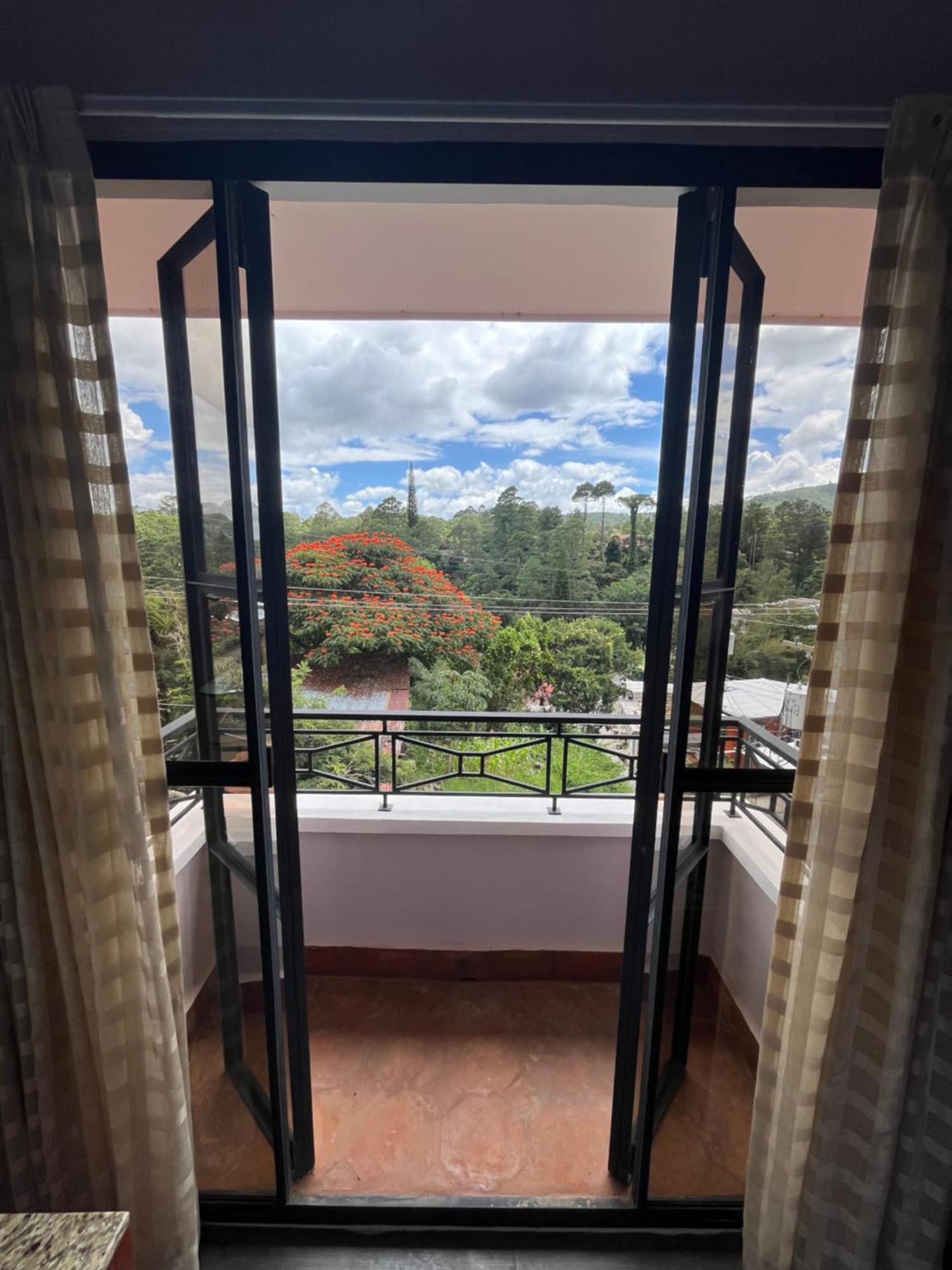 Boutique Hotel La Casona Valle de Angeles Bagian luar foto